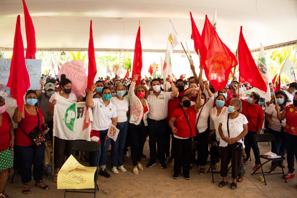 ChrisCastroB's tweet photo. #ParaDefenderCampeche no hay hora y tampoco descanso, mucho menos hay división. 

Por eso hoy seguimos unidos con mis amigos del personal de especialidades y sindicatos afiliados a la FSTSE. La fuerza de ellas y ellos van a frenar a Morena, que ha perjudicado sus derechos. https://t.co/550fv4VZCy