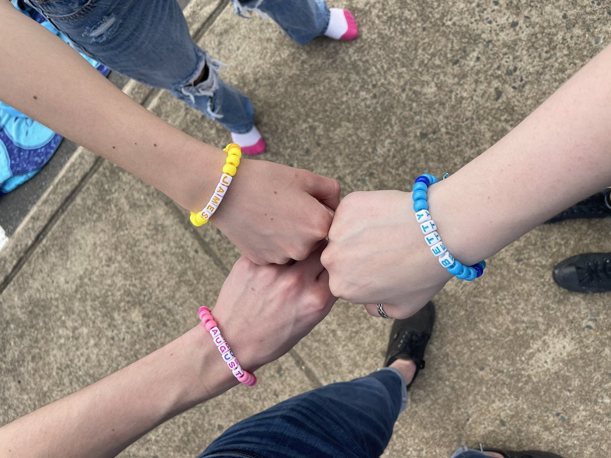 Isabel Wood tweet media