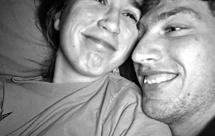 hanahsunshine's tweet photo. Don’t deserve a second of this mans love. But so grateful for him putting his faith in me to getting back to the “me” we both know I can be. https://t.co/xvWST0ZeHu