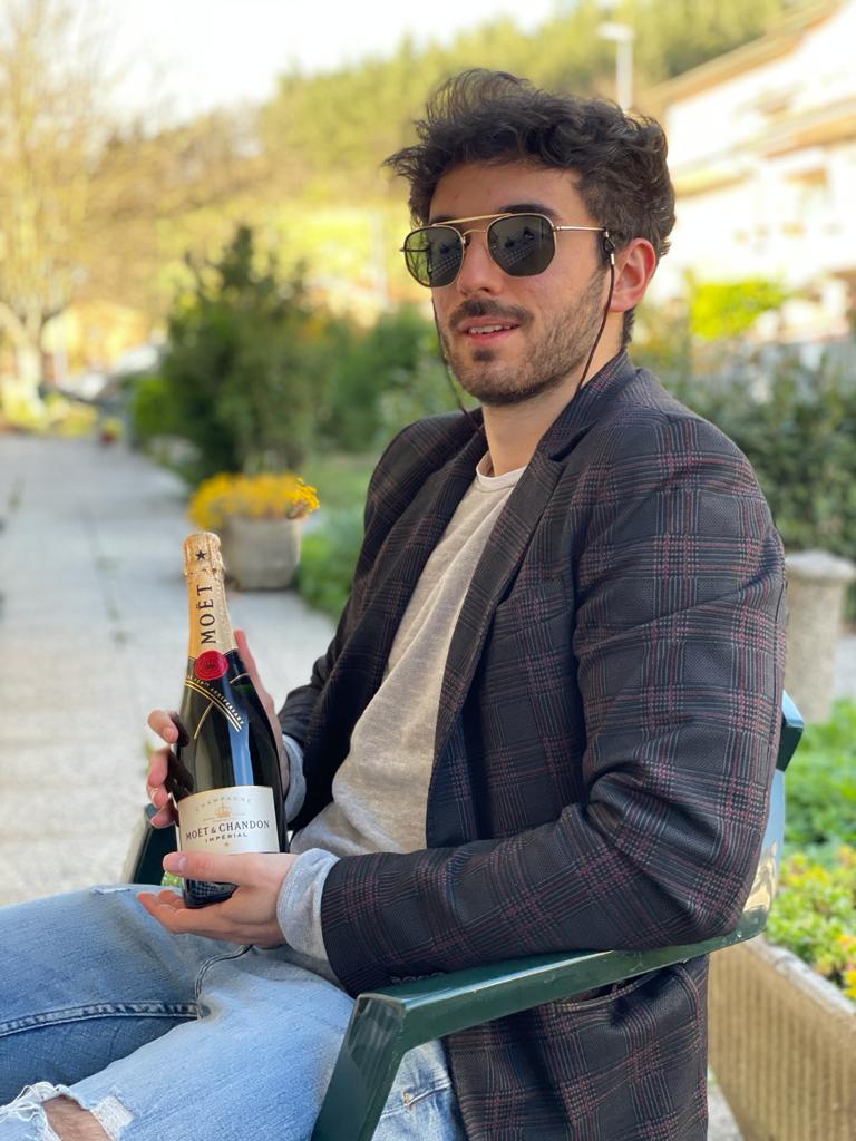 TommasoMarchi10's tweet photo. Buonasera amici di twitter spero che abbiate passato una bella pasquetta https://t.co/KGw3c2S3bS