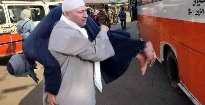 NADANASSER142's tweet photo. No one.
احنا اول م نطلع م باب الجامعة=تعالي يـ أبلة شرطاااااه محططططااااااااا موواااجييييييف حبشي جييييوة. https://t.co/jexGoscM9a