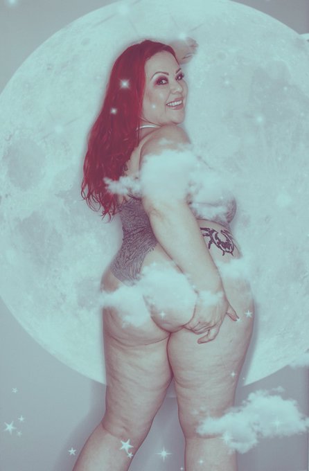Are you into astrology? https://t.co/8ncnavSIu0<a href="/tag/newprofilepic"class="tags"><span>#newprofilepic</span></a>