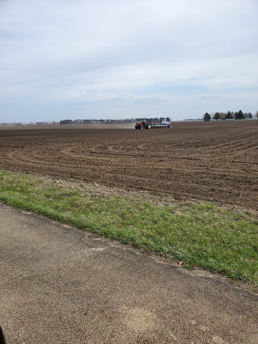 DerekHarms4's tweet photo. Planting the corn for the Half Century of Progress. Hoping to see the pickers rolling in August! A  Special thanks to Becks for supplying the seed. @maxarmstrong @halfcenturyshow https://t.co/yCZocPqTRc