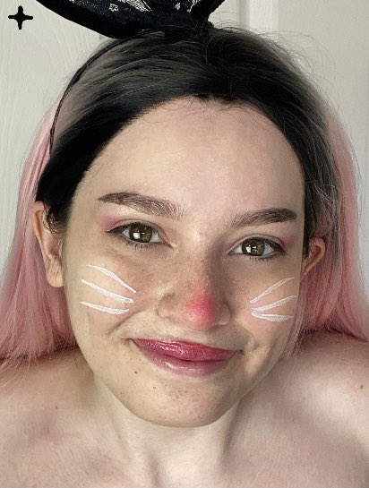 I can&rsquo;t get over my bunny pics, sorry https://t.co/OrXn7wcJff