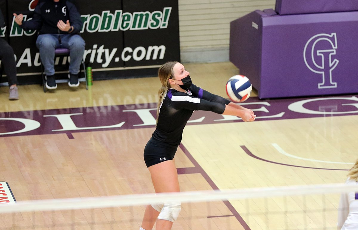 YoteAthletics's tweet photo. BREAKING - @YotesVolleyball libero Chloe Knudson named CCC Defensive Player of the Week after posting a career-high 30 digs vs. Corban on Saturday https://t.co/vHVWb3YXxH