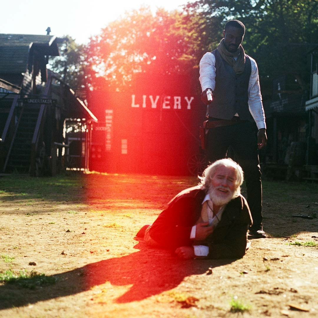 Jashmoody's tweet photo. Me despido hasta mañana con unas fotos que hice en el set de "Who Gets Rick Ryder", cortometraje del oeste que rodamos en el Laredo Western Town en Kent, UK.
@Kodak
#onsetphotography #ishootfilm https://t.co/RxQg62bu3V