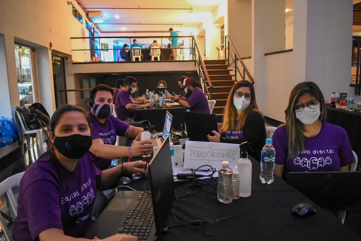 TeletonParaguay's tweet photo. “Fue la oportunidad de despertar ese fueguito interno que yo tenía apagado, ese fuego que le motiva a hacer uno lo que le gusta, el sentir que se puede ser un agente de cambio”, cuenta Dev, sobre su experiencia al sumarse al voluntariado de Teletón 💪 https://t.co/bG0sm2PHAn