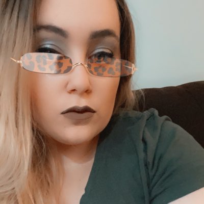 McsandalsBeardy's tweet photo. I feel hot and my self esteem is v high for once #cashmeoutsidehowboutdat #NewProfilePic https://t.co/CWr2FtfzfP