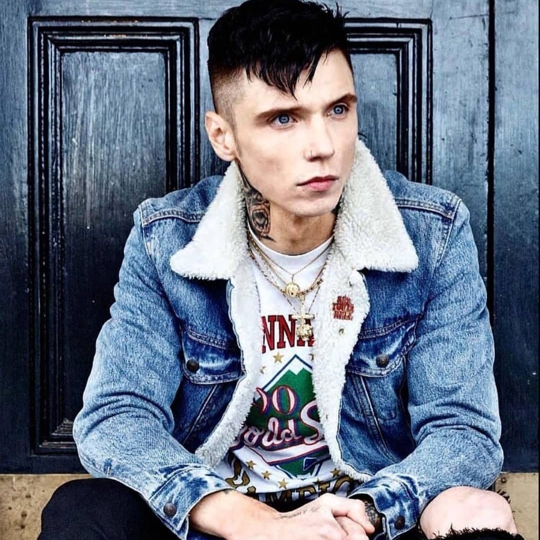 QuiteNotPerfect's tweet image. #newprofilepic