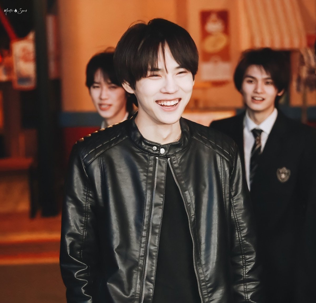 Madoshideoz's tweet photo. I want zhanzhan to smile like this every single day, omg I love him look he tiny 🥺💖 https://t.co/424MpOQt6y