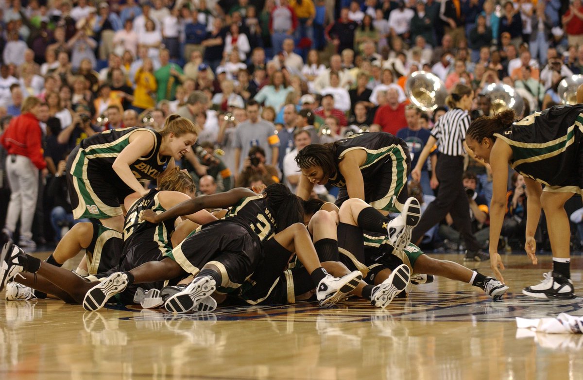 Kim Mulkey tweet media