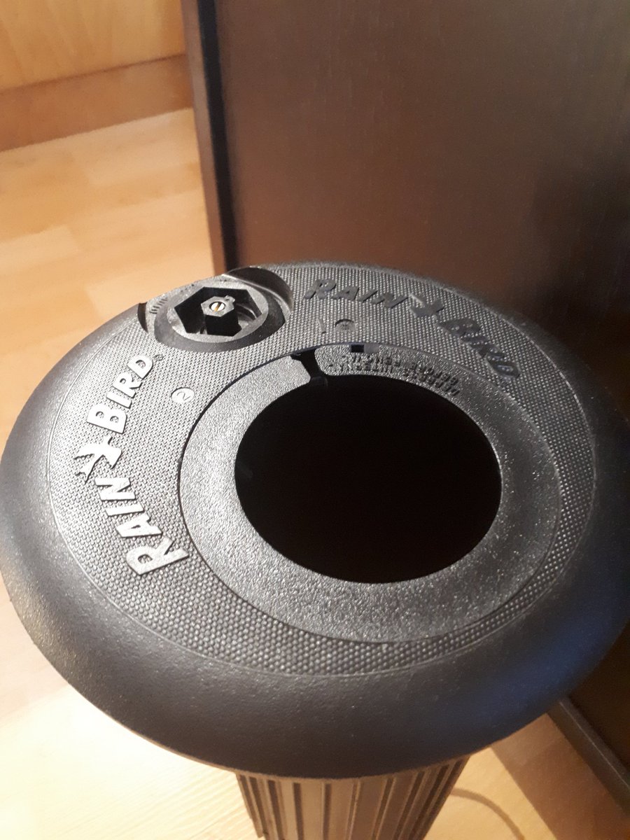 SuperPiperTBay's tweet image. Kid designed a 'key' for Rainbird, pocket friendly.  Added a point to clean out dirt.  #turf #rainbird #irrigation #golf #3Dprinting