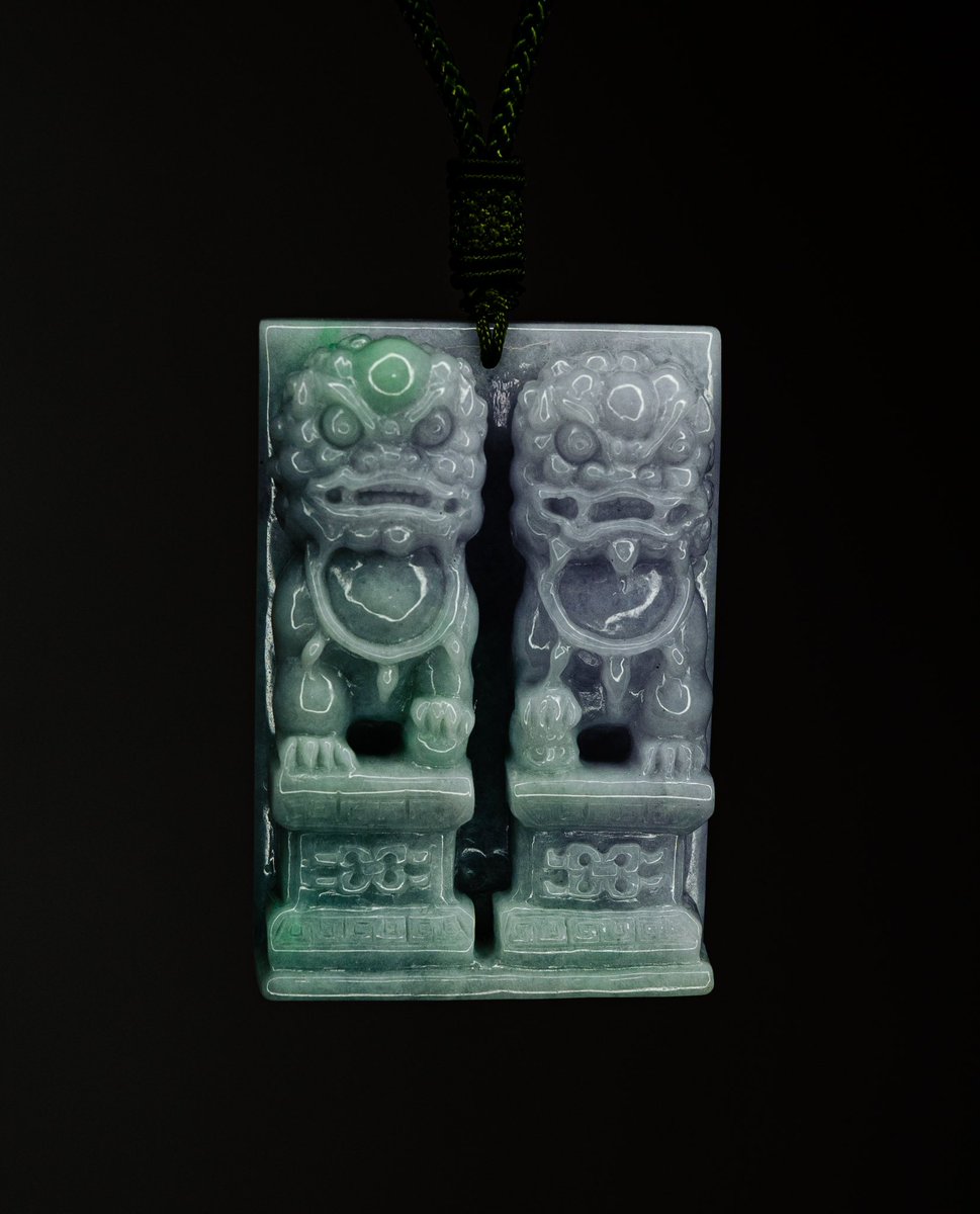 HieuVinhN's tweet photo. My business make some of the best custom authentic Jade pieces at an inexpensive rate, a simple rt would mean a lot to me fr. Right now we donating all proceeds to various AAPI organizations until April 15th! Buy some jade while supporting a good cause! 💚 @JadeJewelers https://t.co/fKjFLRI247