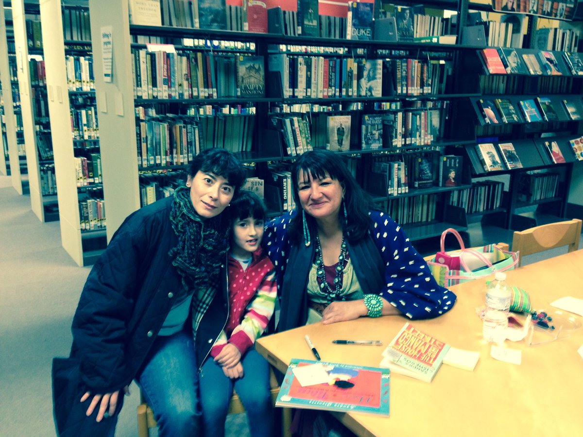 Throwback picture from 7 years ago. I always wanted to meet Sandra Cisneros since moving to SA. Wish came true...😁 #sandracisneros #fangirl #SanAntonioBookFestival