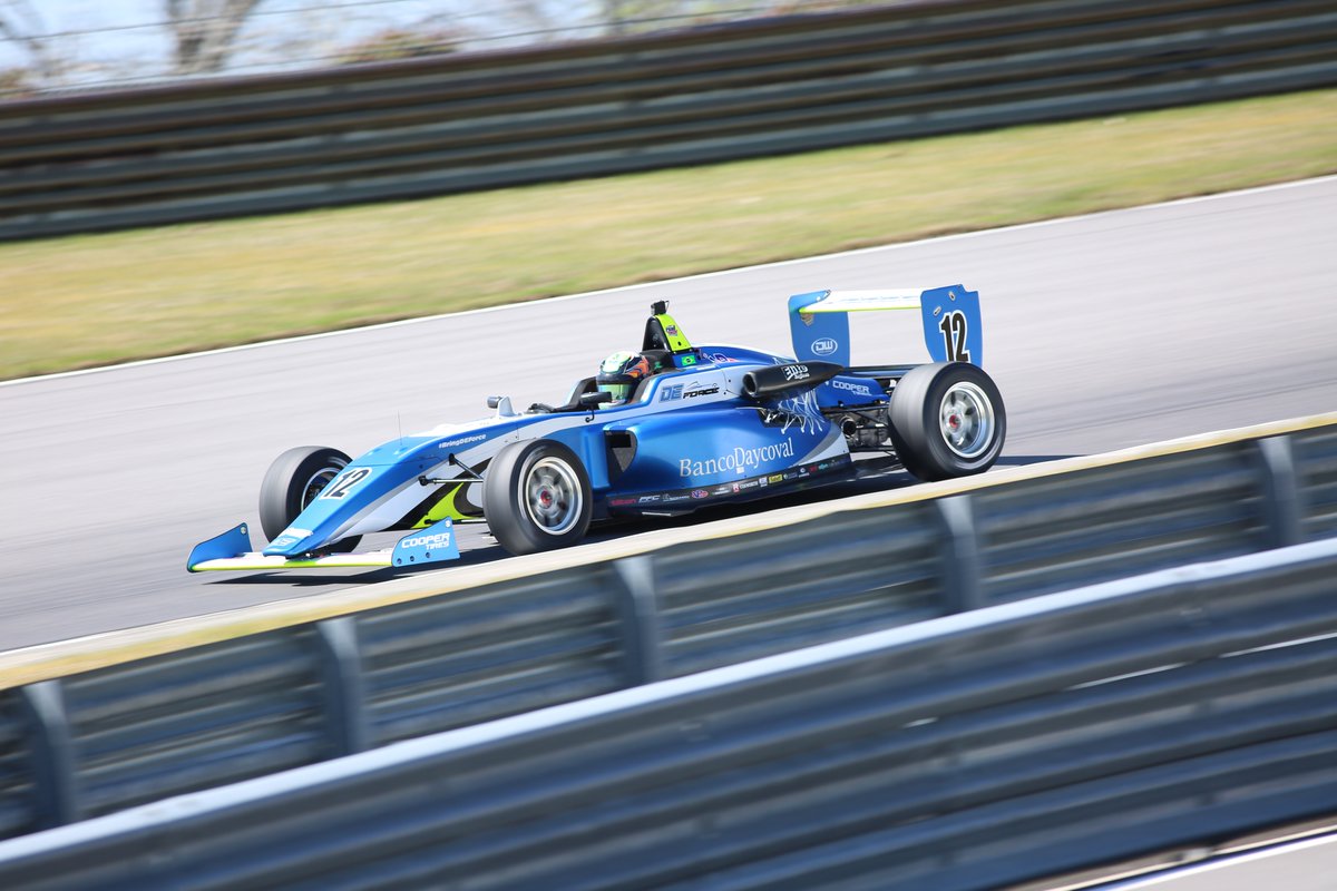 DEForceRacing's tweet photo. #RTI #SpringTesting ✔️ 

🏎 USF2000 Combined Results:
2️⃣ @PCampbell_60 🇺🇸, 01:20.9386
3️⃣ @nolan_siegel 🇺🇸, 01:21.0929
5️⃣ @KikoPorto12 🇧🇷, 01:21.3141
1️⃣6️⃣ @ElyNavarro804  🇺🇸, 01:21.7234

#BringDEForce 👊🏼 | #WingsUp | #ValkyrieVelocity | #TeamCooperTire | #RoadToIndy https://t.co/fXgLVgkHaC