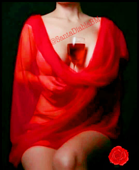 SantaDiablaBM's tweet photo. Que difícil es comunicarme con elegancia mis más sinceras ganas, ven!!!.hay vino 🍷 0981105448 #rubiavip #chicavipguayaquil #chicavip #prepagovip #scortsvip #escortvip #damadecompañia #damadelanoche #madame #bailarinaexotica #bailarinaerotica #masajesguayaquil #masajes. https://t.co/NNXtX6Oxge