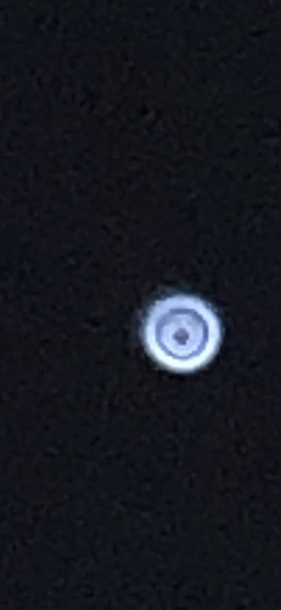 cilentrev's tweet photo. This was taken with an iphone on zoom strange https://t.co/3bYjJCvs5X