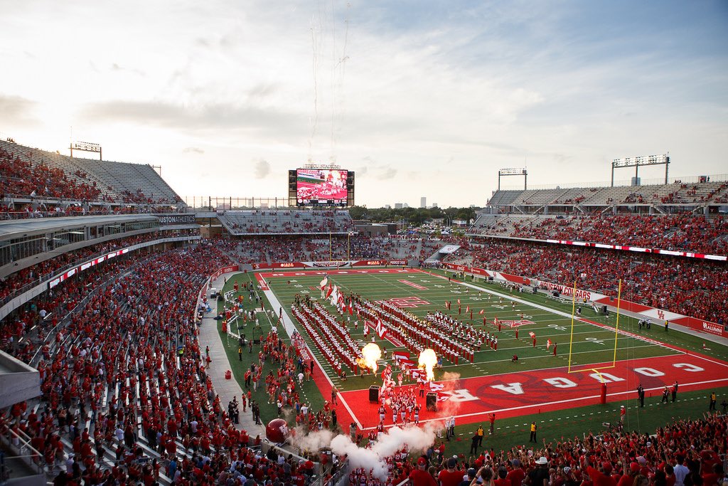 RealZachEvans's tweet photo. #AGTG Blessed to receive an offer from the University of Houston #GoHoogs @NickHarris247 @MikeRoach247 @CoachSpradWTD @SkysTheLimitWR @CoachMacWTD @HamiltonESPN @Jason_Howell https://t.co/jyyNuHkTiB