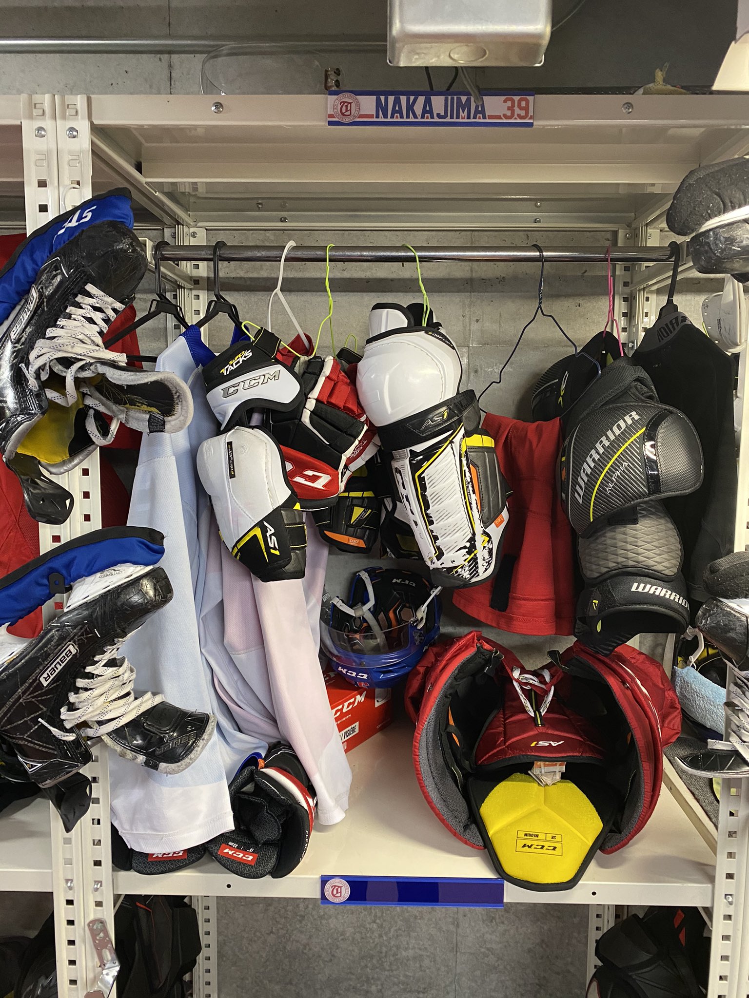 アイスホッケー防具一式（練習着付）