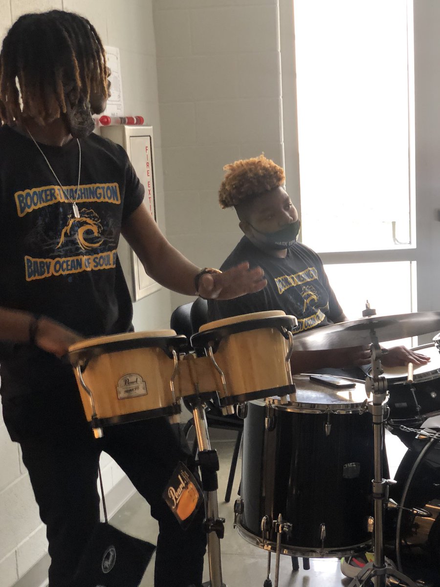 Artsdriven's tweet photo. Stop the press... typing so fast, I shaved 10 years off of Booker T Washington’s legacy of excellence. He would have been 165 years old today! Our Jazz Band did a phenomenal job under Music Director, Malik Newman. @_cphilli2 @btw_orchestra @HoustonISD #SuccessTheWashingtonWay https://t.co/ywVHdW5o20