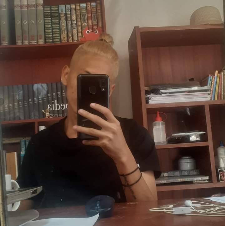 Aprende a regalar tu ausencia a quien no valora tu presencia ♡