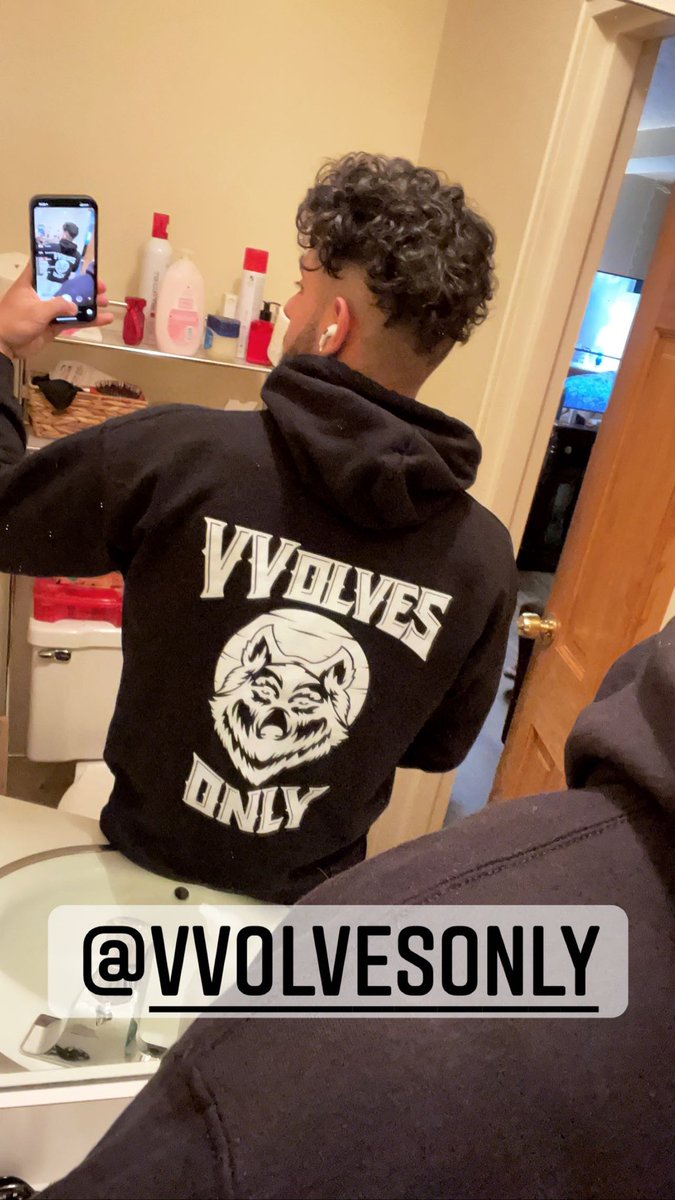 antdavideo's tweet image. @VVolvesONLY