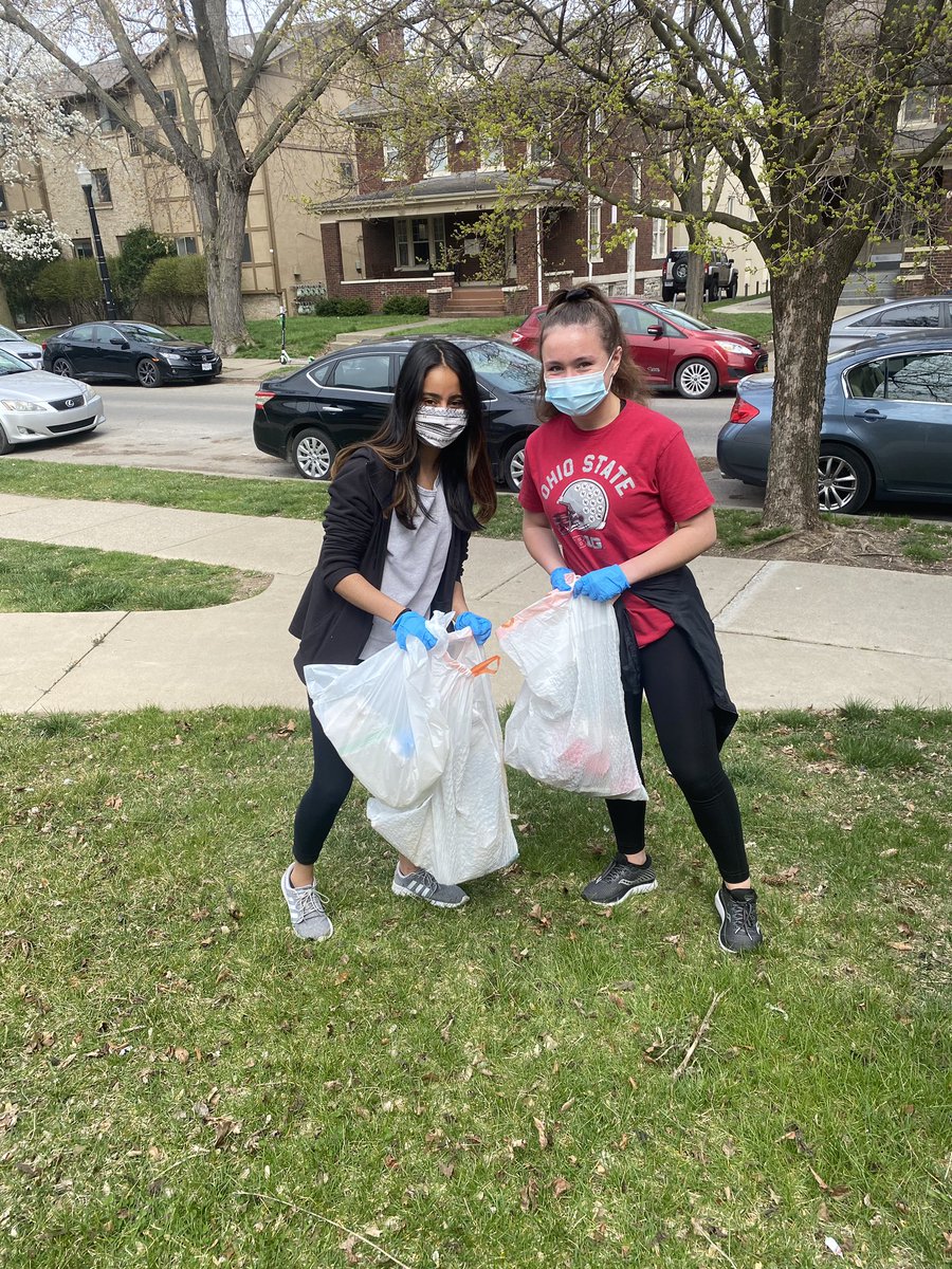 OSUPHSLC's tweet photo. Today was Neighborhood and Built Environment Day. Thanks @UHA_Columbus for joining us in cleaning up streets on and off campus. https://t.co/YcPwyLbypL