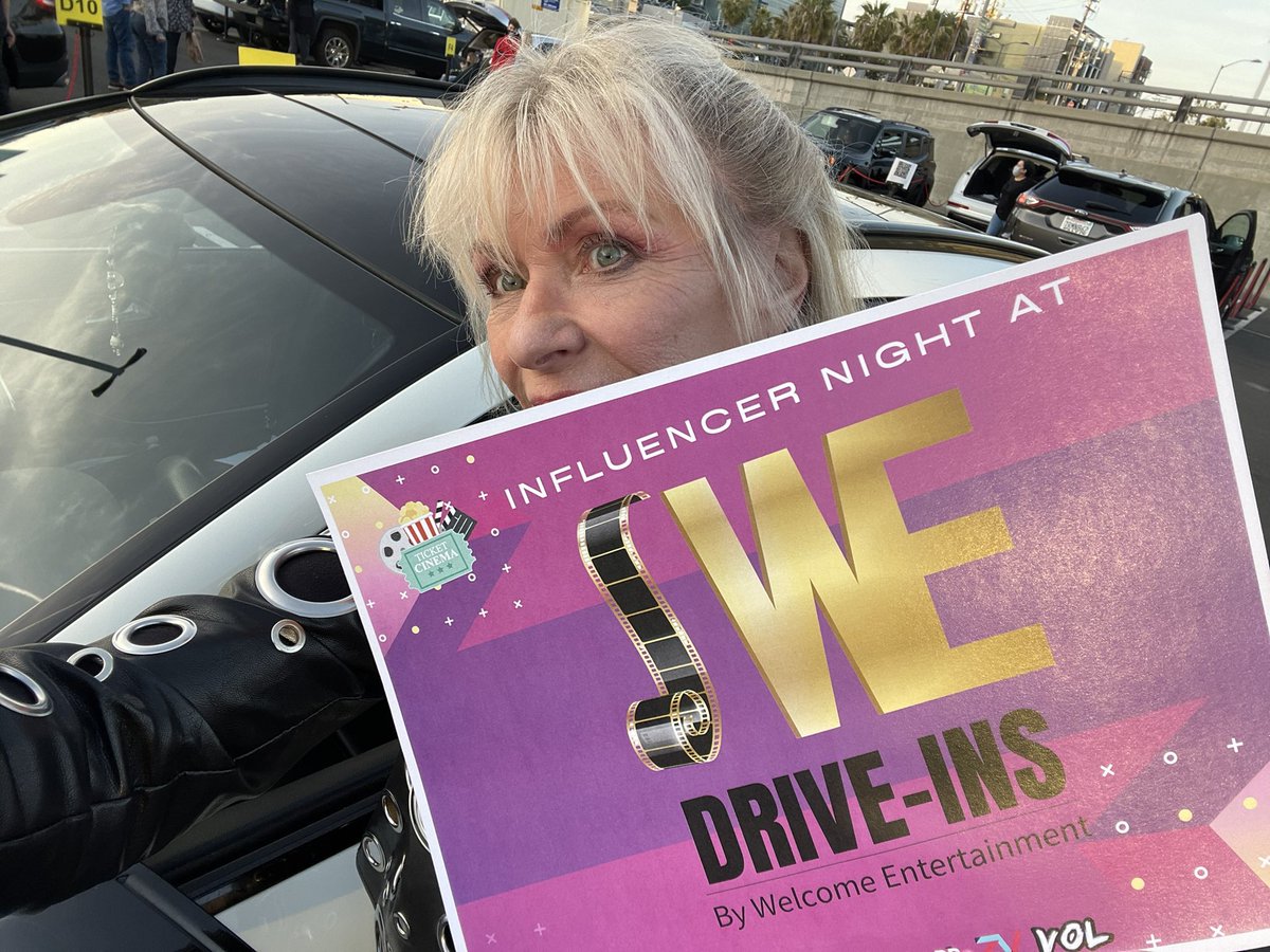 PattiNegri's tweet image. Influencer night at WE DRIVE ins!  King Kong or Godzilla?  We’ll see... @wedriveins
@zstardigital
@lynkpublicrelations
@pattinegri 
#wedriveins
#zstarpr
#lynkPR #pattinegri #goodwitch  #thewitchinghour  #paraflixx #paranormalplus #redcarpet 
@GenerationMe_