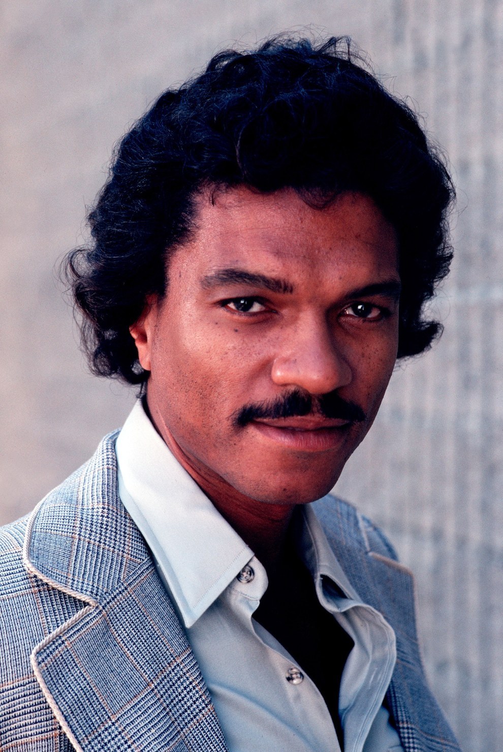 Billy Dee Williams turns 84 today & that is just amazing and we love him. Happy birthday to the legend! 