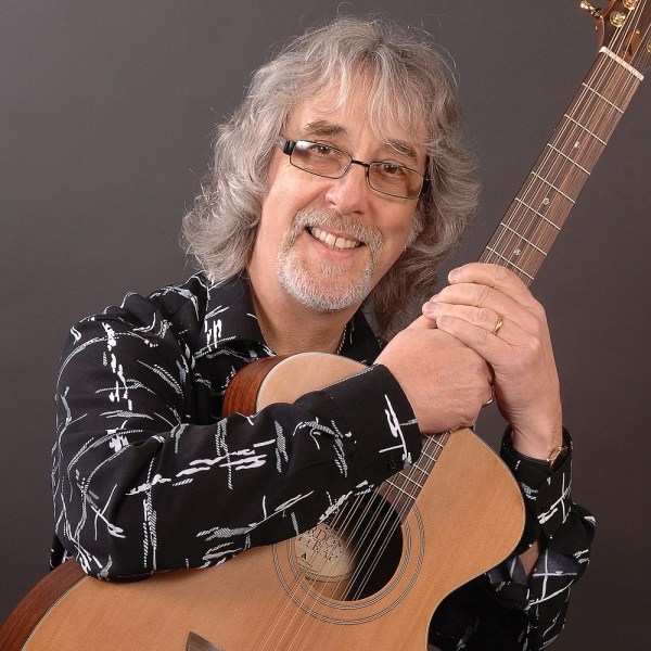 Happy Birthday to Gordon Giltrap, 73 today. 