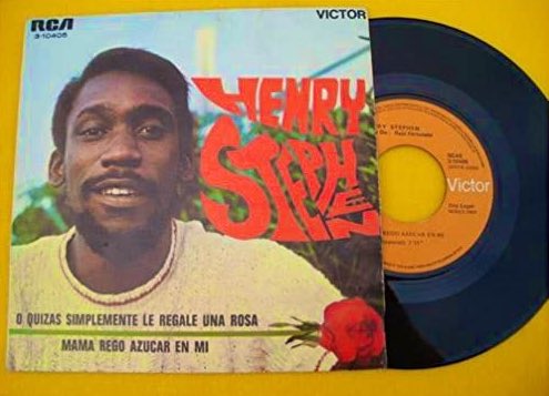 Su sola presencia era sinónimo de pura alegría! Nos deja muy tristes la marcha de #HenryStephen cuya voz nos acompañó desde los años 60 con temas como #LimónLimonero, #CaritaMimada, #MamáRegóElAzúcarEnMí, #UnVasoDeVino, #LaNaveDelOlvido, #OQuizásSimplementeLeRegaleUnaRosa ..🎼DEP