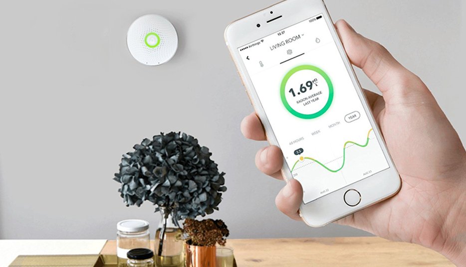 Top10Energy's tweet photo. The @AirthingsGlobal 2930 Wave Plus is first smart air quality monitor with radon detection, including sensors for temperature, humidity, TVOCs, air pressure, and CO2. We’re giving one away in our latest prize draw. More here https://t.co/PGRWPgDrP3 #energy #prizedraw https://t.co/NJoEjaA4bW