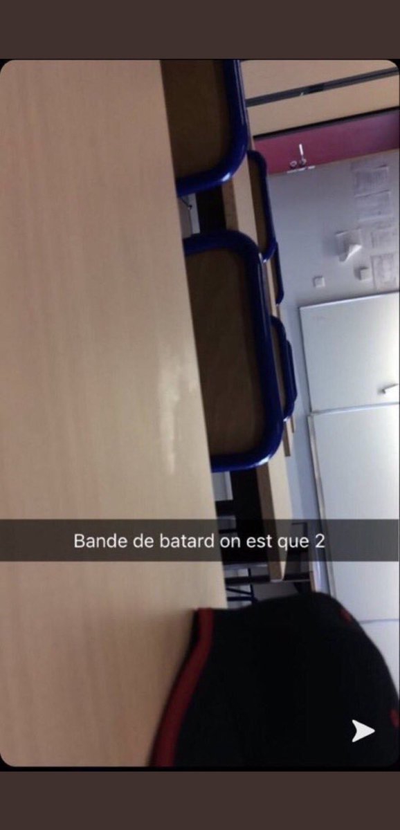 clmt_94's tweet photo. Ma prof de maths actuellement sur le Cned https://t.co/Hlzjlohb8v