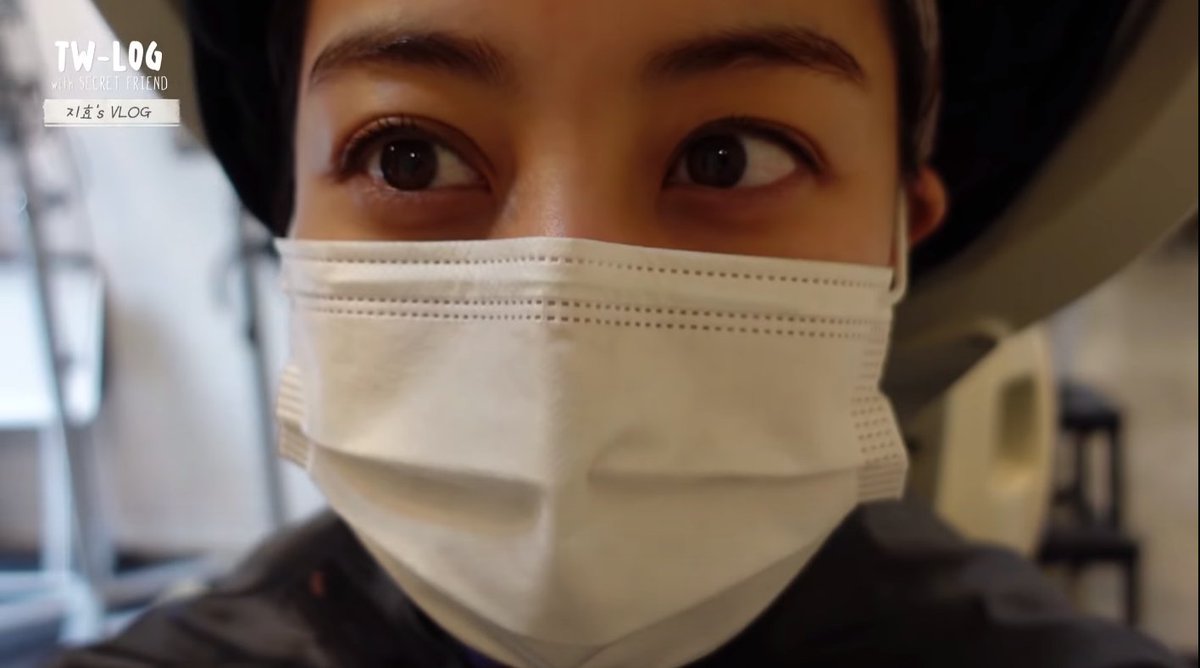 skaterhyo's tweet image. no bc jihyo vlogged the members and her salon rendezvous rather than the gift process itself 😭😭😭