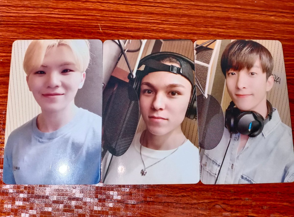 junhyuckcart's tweet photo. Wts / lfb

Semicolon Woozi , Vernon, and Dk pc

☁️ 170 each (vernon, woozi)
☁️ 100 for dk (has minor scratches, dm for pics)
☁️ mod: shopee, or any same day courrier
☁️ mop: gcash

rfs: i wanna buy jun's mag huhu

tags: seventeen svt sc hansol seokmin photocard https://t.co/zQaNab0gW8
