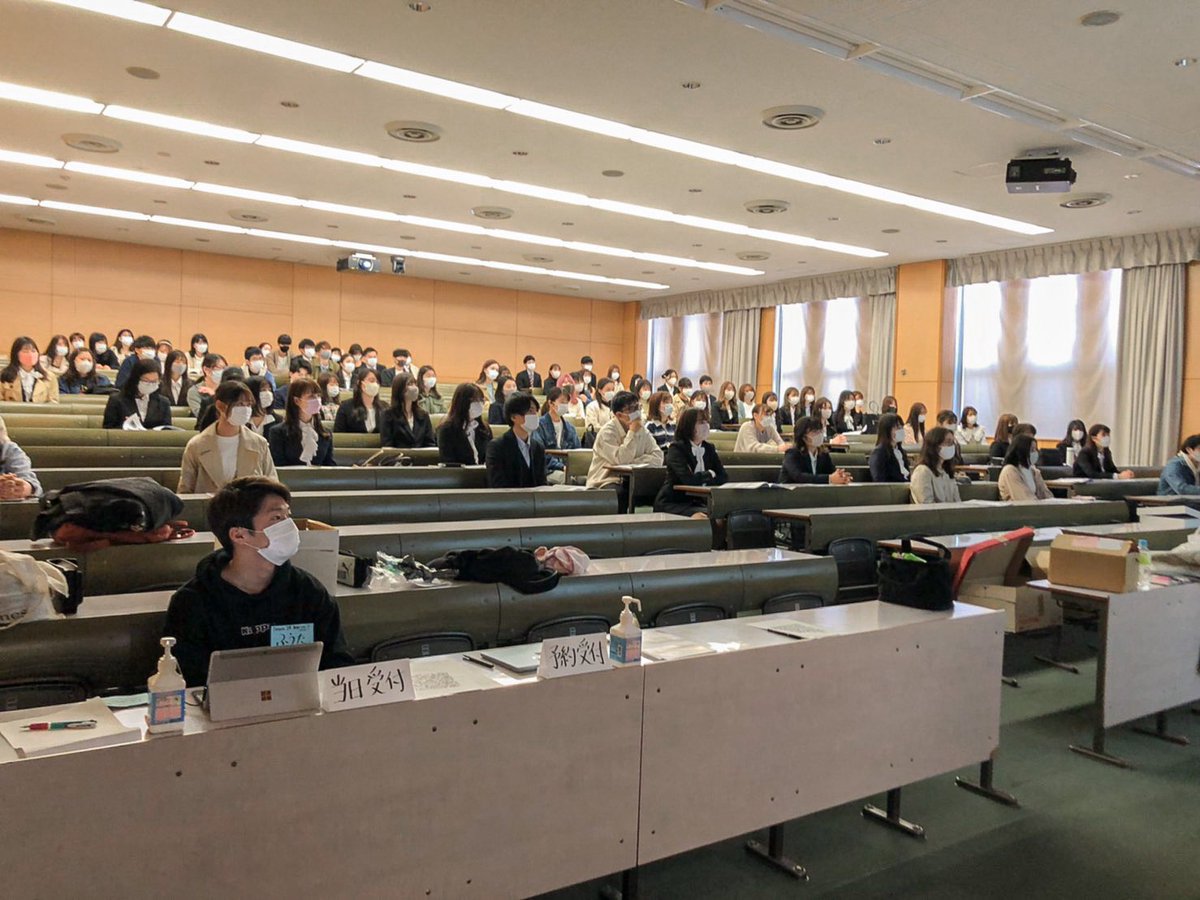 StPaulsESS's tweet image. 説明会やってます〜！！
たくさんの新入生が来てくれてます、嬉しいです🥰
今日だけでなく8日も行うのでぜひ来てください😚