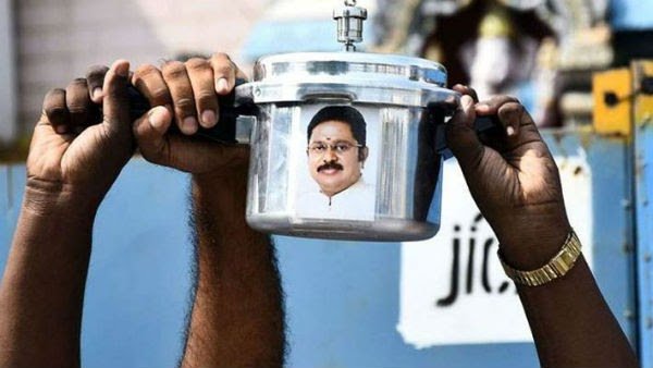 ImVenkatG's tweet photo. #TTV4TNCM #TTVDhinakaran #TTVDinakaran #AMMK

என் வாக்கு #குக்கர் சின்னத்திற்கு. 👍💪😍🙏

#வெற்றிசின்னம்குக்கர் 
#சாெல்வதைசெய்வார்TTV
#JoinAMMK #AMMKforTN #DMDK #SDPI #AIMIM https://t.co/ljIELyHyZ7