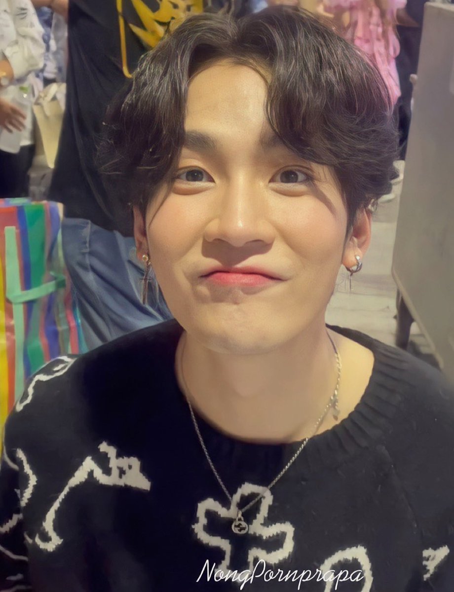 Inkookgib's tweet photo. จากรูปนี้ไม่ใช่คิมม่อนคนมาดแมนล่ะ นี่มันคิมม่อนผู้น่ารักต่างหาก อยากจิหยิกแก้ม น่ารักจังฟ่ะ ❤❤

ขอบคุณเจ้าของรูปจ้า🙏

@KiimMon
#ขุณขิมมอญ https://t.co/JaaD3EnZ0g