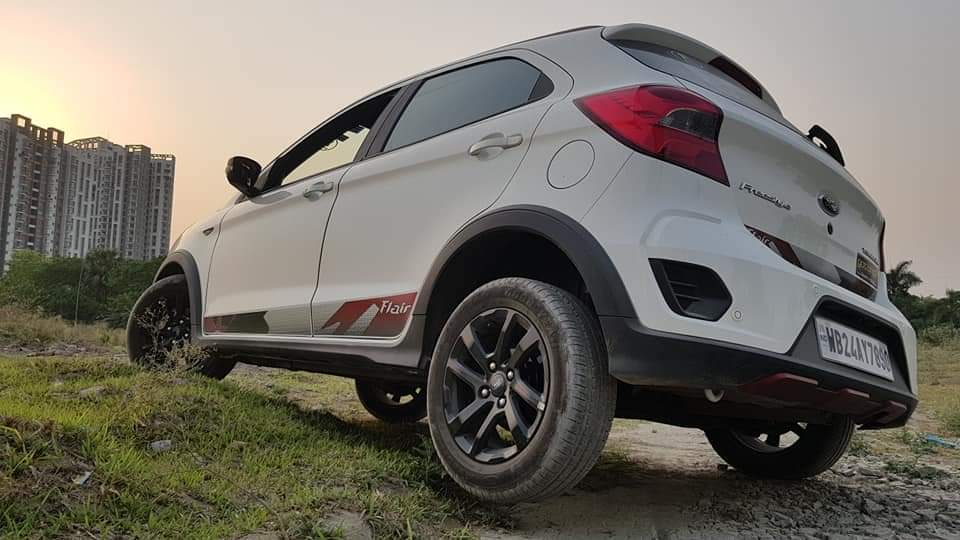 FordLovers3's tweet photo. Presenting True spirited #Fordians, Prithvijeet Majumder's wonder weekends at Kolkata, with his #FordFreestyle❤💙
Lovely #FordMoments #FordPhotography
#FordLovers
#FordLoversFamily
#LoveFord
#DiscoverMore
#GoFreestyle
#AlagSiFamilyWaliFeeling @FordIndia @FordIndiaHelp https://t.co/ECBzyLlEC0