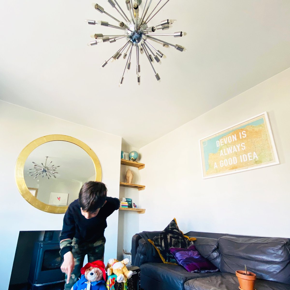 nrg_devon's tweet photo. Looking up. Not. Gil still hasn't spied the Easter Bunny. @brayleino photography 😉 always looking #eyeswideopen #shotoniphone https://t.co/BZb4YI8wcW