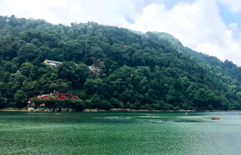 boasts of Nine different lakes

Shares its boundary with Jim Corbett National Park

Has Lush Green Hills &amp; lower forested ridges

&amp;

Also part of the Mighty Glittering Himalayan Range

Nainitaltourism.com

#Nainital #Nainitalindia #Uttarakhand #NainitalLake