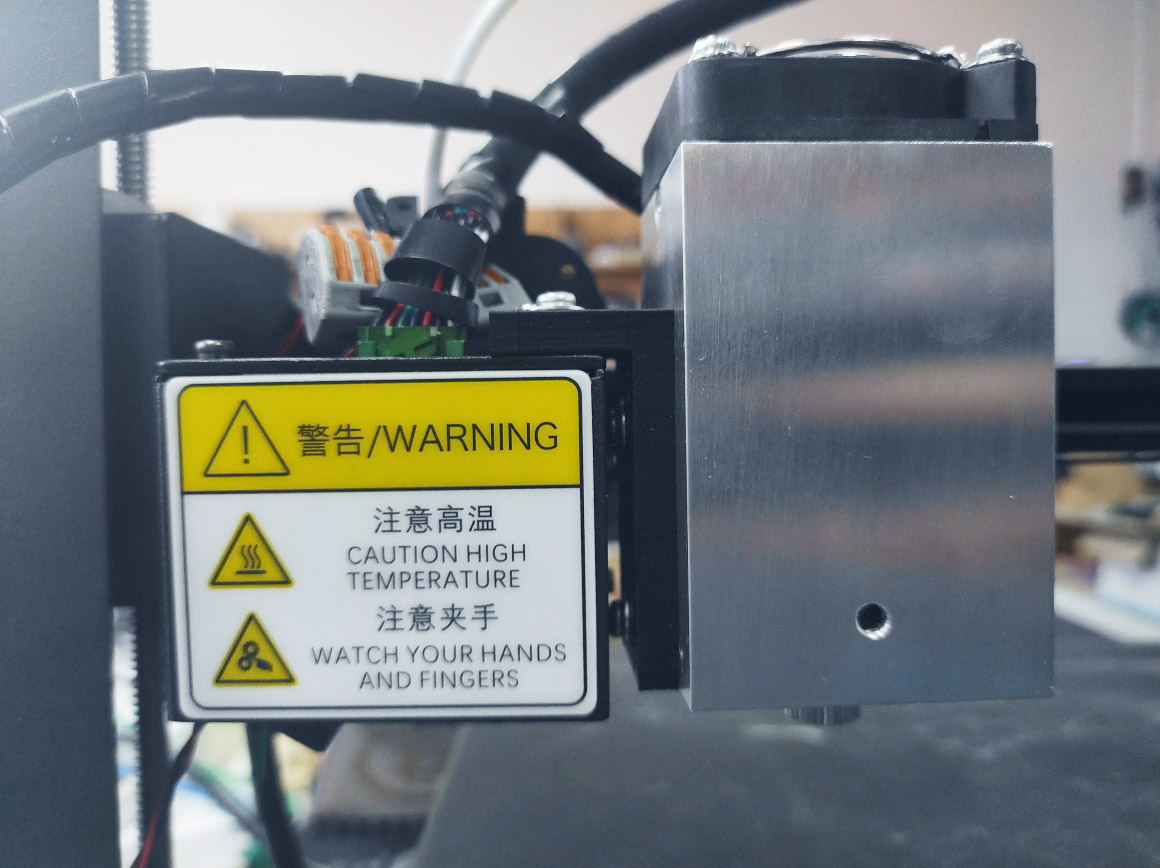 reangeorge's tweet photo. 10 watt Endurance laser installed on Anycubic Mega X using 3D printed "L" mount.
Very easy to wire and mount.

Learn more about Endurance 10 watt Delux laser  on our site
https://t.co/pck5fbrq7q

#3dprinter #3dprinter #3dprinting #3dprintingnews #all3dp #3dprintcom https://t.co/4hDbusG8NO