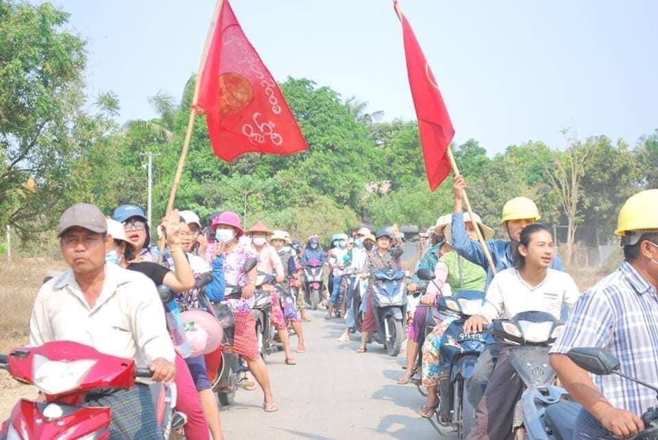 AyeAyesann's tweet photo. Kanbalu, Sagaing: Kyunhla residents demonstrated with motorcycles strike today against military dictatorship. #WhatsHappeningInMyanmar #Apr6Coup https://t.co/7Vw3p9ZNz3