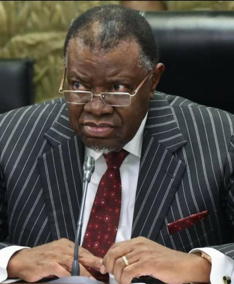Benedick_M_Louw's tweet photo. Geingob: Abaaacha.. I mean Vilho, how much do you have there HSBC?

Abacha: It wasn't me.

Geingob:

😂😂😭 #AbachaFiles https://t.co/fJMdHDR1Zo