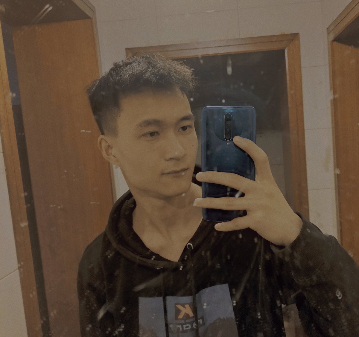 说，正脸也好看