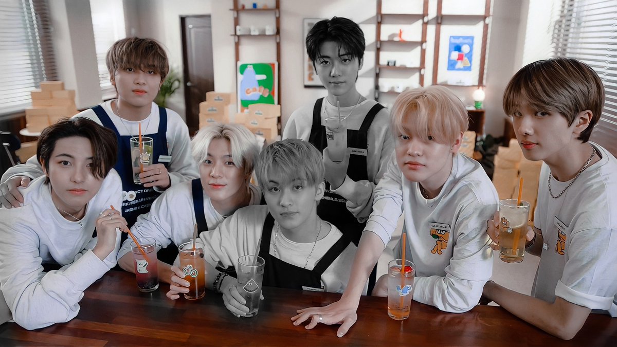 jaemirs's tweet photo. Hi guys! Help RT please? This is Mark and Jaemin. We are looking for 𝗡𝗖𝗧 𝗗𝗿𝗲𝗮𝗺 members to make a gdm. We mostly use english on timeline but can be more flexible on dm! Please leave a trace. https://t.co/UOCZUNFVtq