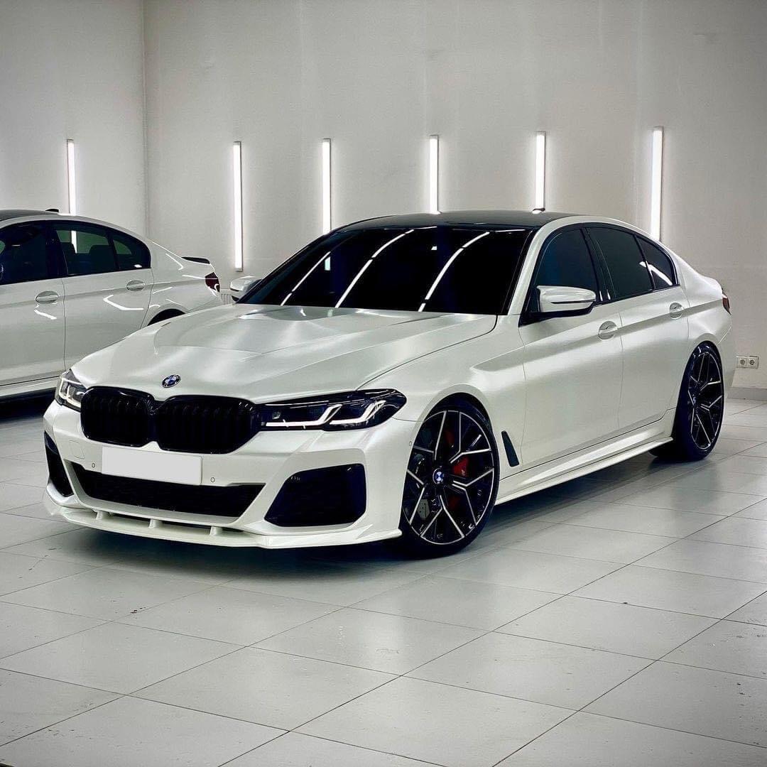 Pearlescent White Bmw
