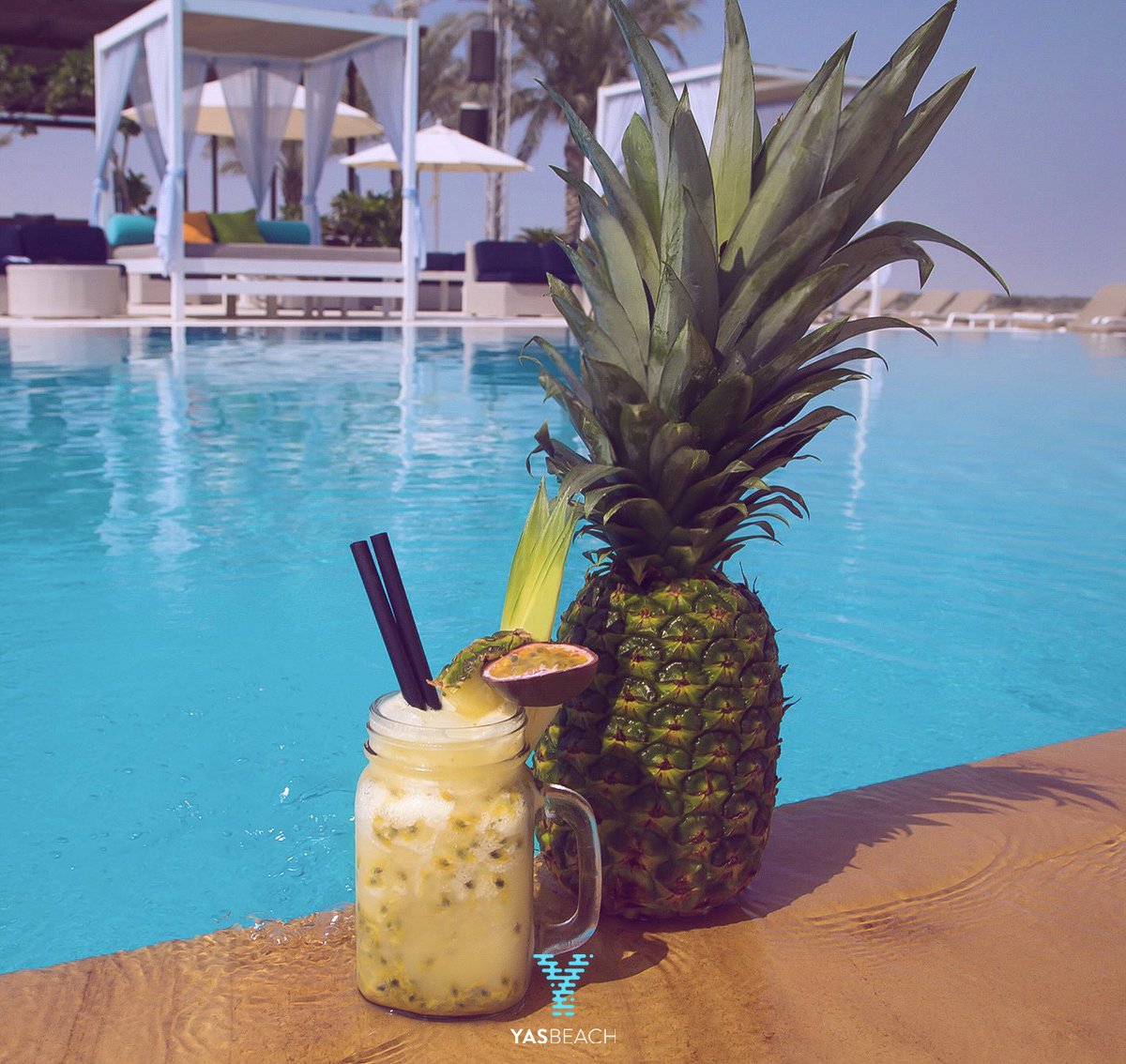 Smoothies are great for outdoor refreshment, a nutritional breakfast or just simply to quench your thirst. Enjoy our 🍍#PineappleSmoothie made from Pineapple, Banana, Passion Fruit and Almond Milk.

#yasbeach #pineapple #smoothie #healthyeating #healthysmoothie #fruits