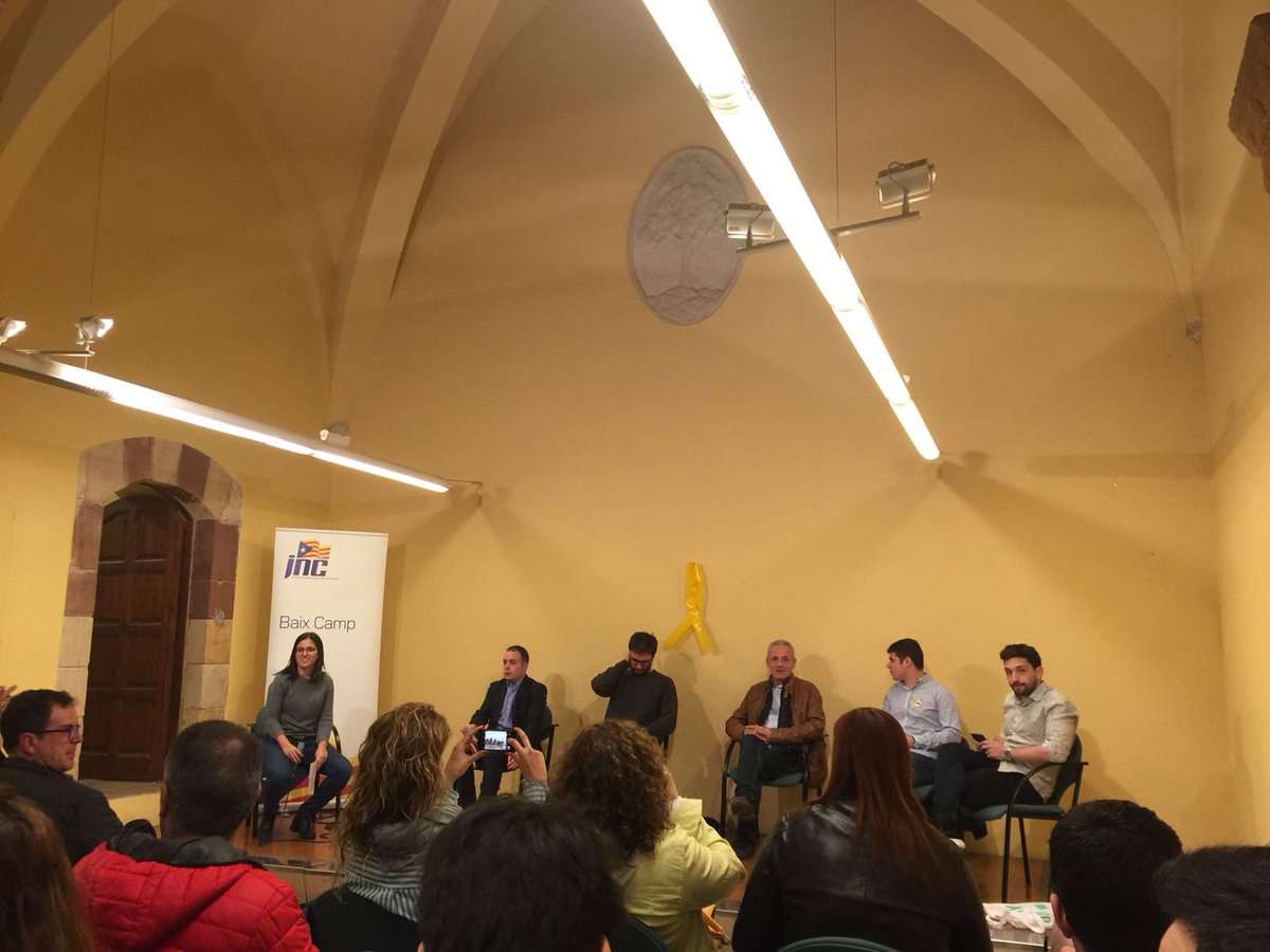 jncselvadelcamp's tweet photo. 📍Avui fa 3 anys vam sumar-nos a la gran família de la @JNCatalunya fundant el nostre col•lectiu local.

👥 Seguim amb el mateix compromís de fa 3 anys en la lluita irrenunciable en el camí cap a la #Independència , la #LlibertatPresosPoliticsiExiliats  .

#EnActeDeServei ‼️ https://t.co/kxrfJUo3CV