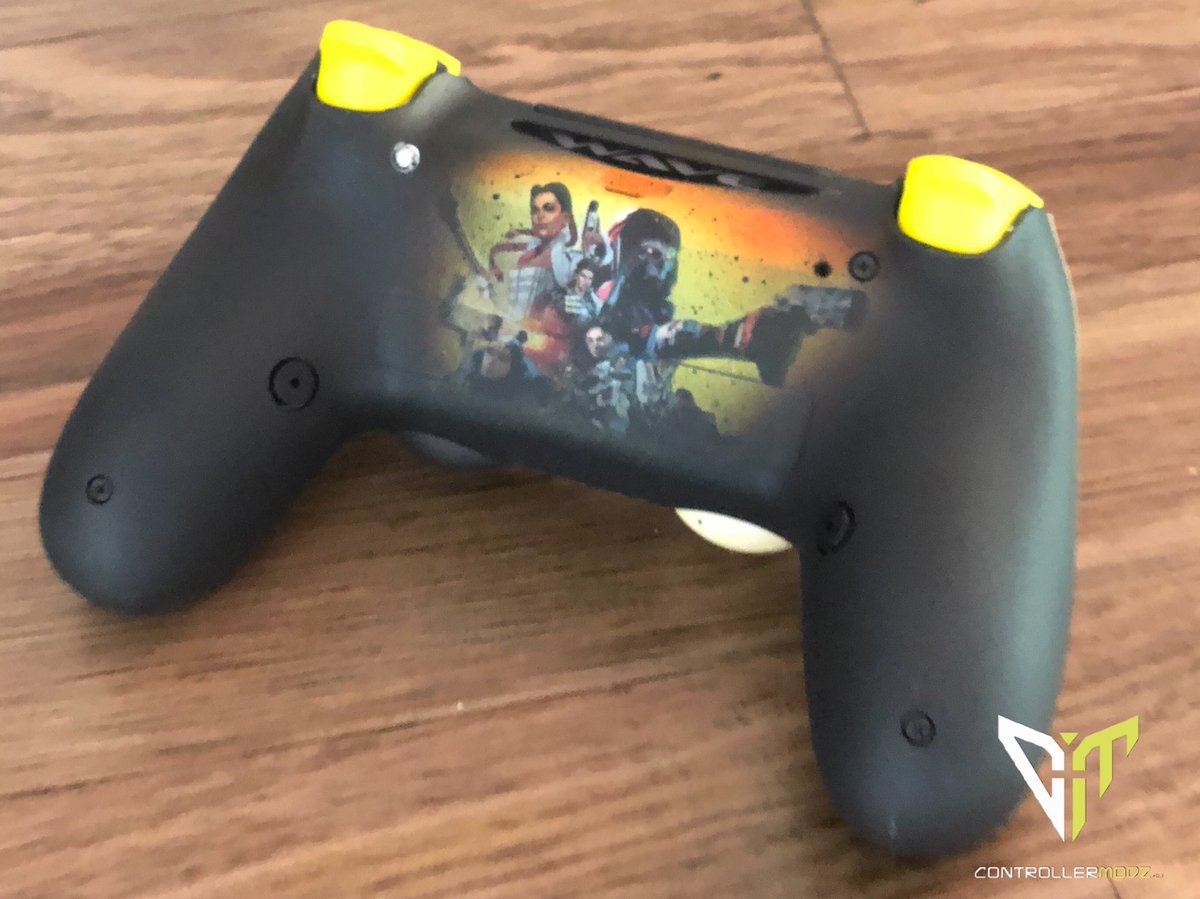 AuModz's tweet photo. Apex Legend Pro Controller w/ Smart Triggers and Bumpers Right Tension Thumbstick, Pro Buttons and an awesome paint job. Your looking for something cool like this hit us up in our DM’s ✌🏻 #modernwarefare4 #callofduty #xboxoneslim #xbox #Melbourne #gamers #gamersofmelbourne #ps5 https://t.co/B8XRTpiqJS